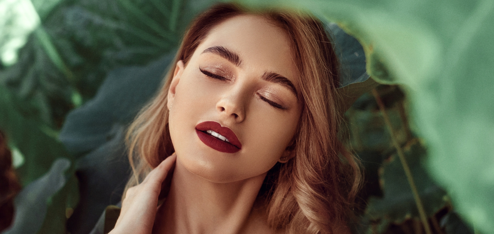 如何打造持久妆容的技巧 | How to Achieve Long-Lasting Makeup